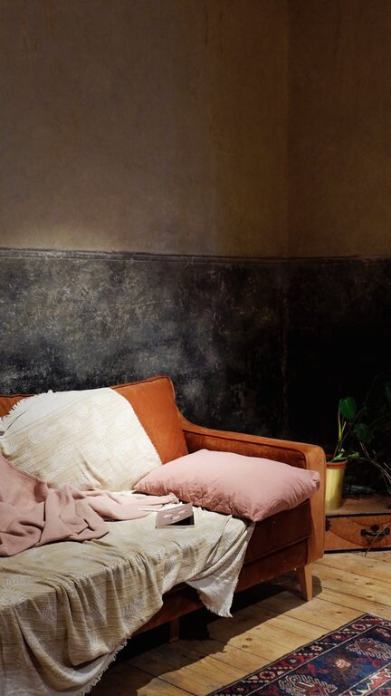 Tips for Creating a Cozy and Inviting Home Environment