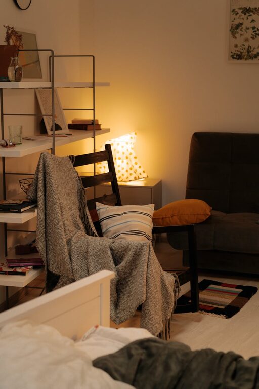 How to Create a Cozy Reading Nook at Home